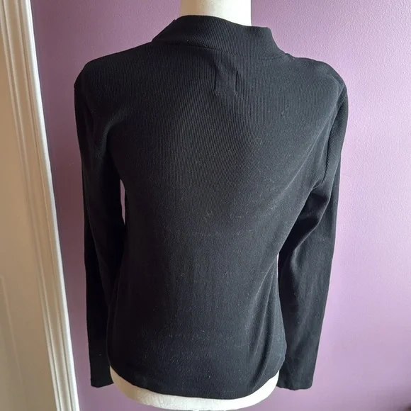 Gap GAP Black Cut Out Long Sleeve Top blouse Short size large - Picture 4 of 5